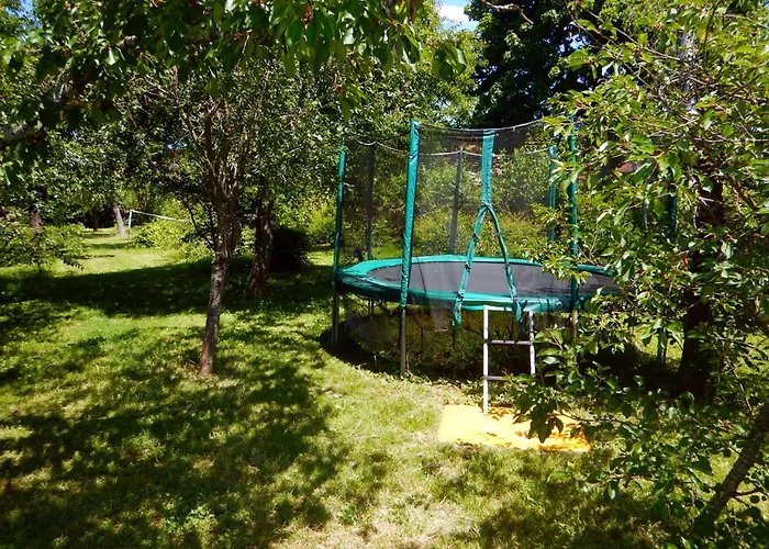 80 M2 Independant 4 Personnes Direct Gare Ou Aeroport Jardin Piscine